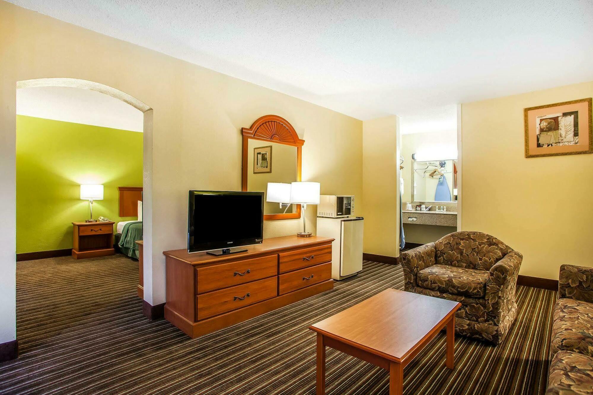 Quality Inn Franklin Exterior photo
